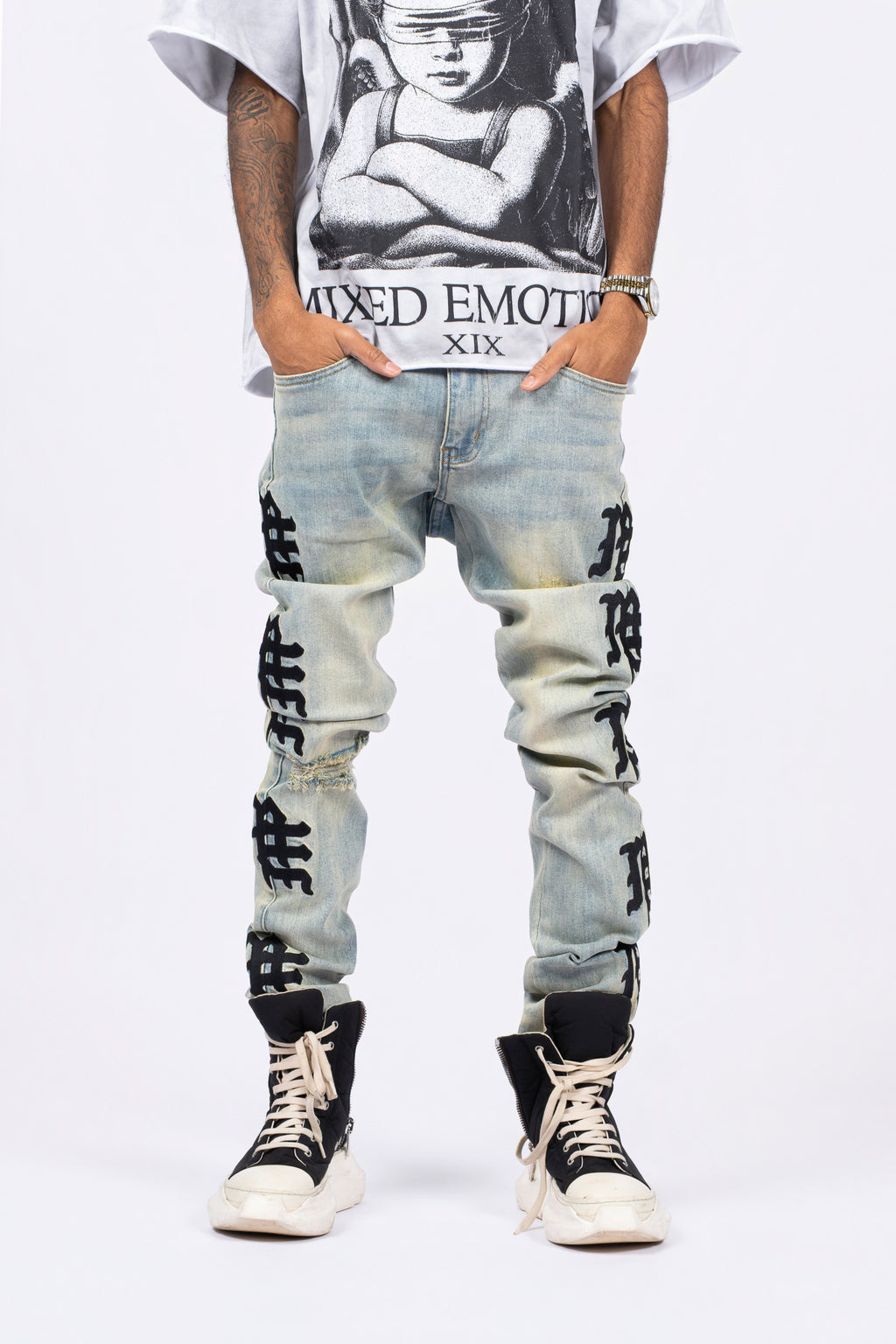 MIXED EMOTION Gothic Letter Distressed Skinny Jeans
