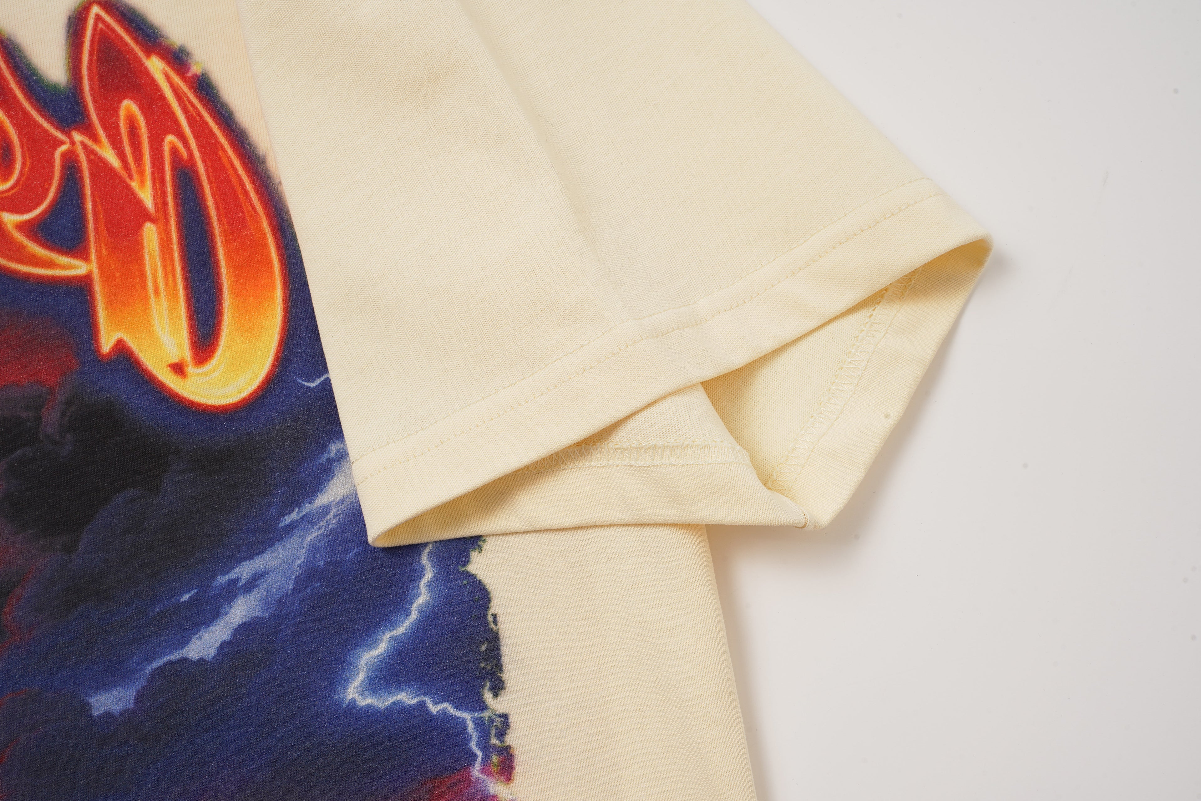 Godspeed Cream Sunset Dinosaur Graphic T‑Shirt
