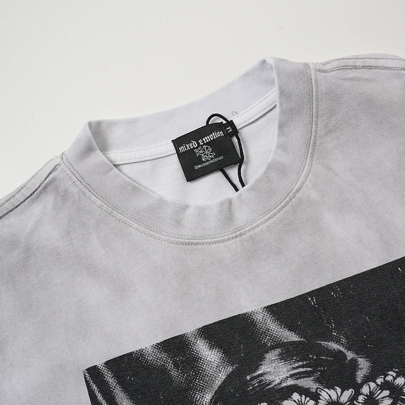 MIXED EMOTION Angel Portrait Washed Grey T‑Shirt