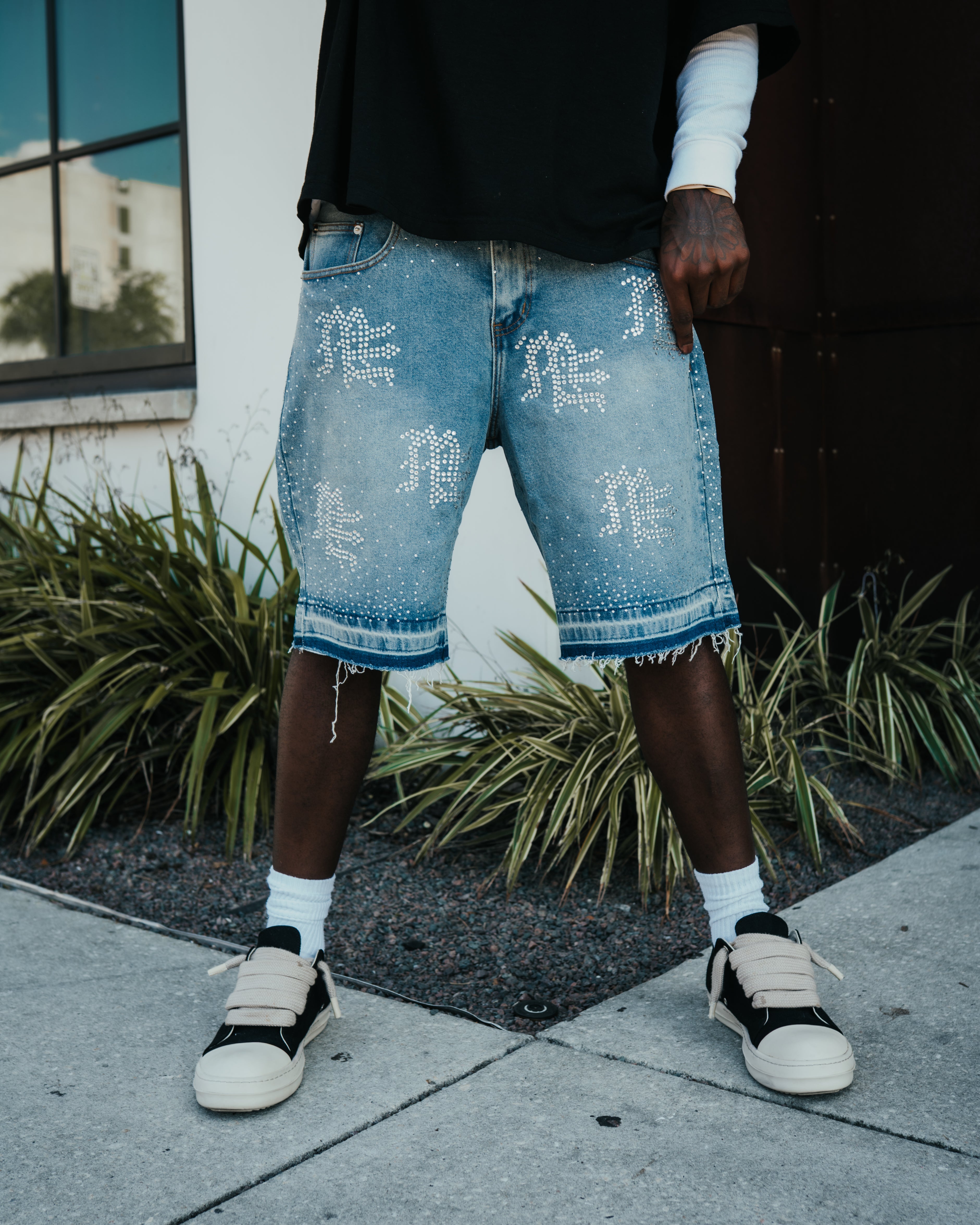 MIXED EMOTION Rhinestone Light Wash Denim Shorts